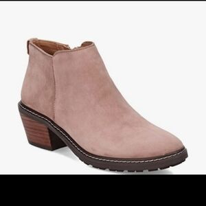 Sam Edelman cashmere beige ankle boots size 9M